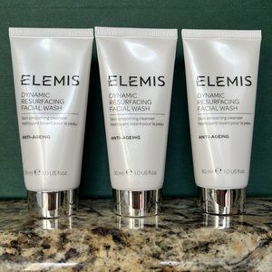 New Elemis dynamic resurfacing facial wash minis set